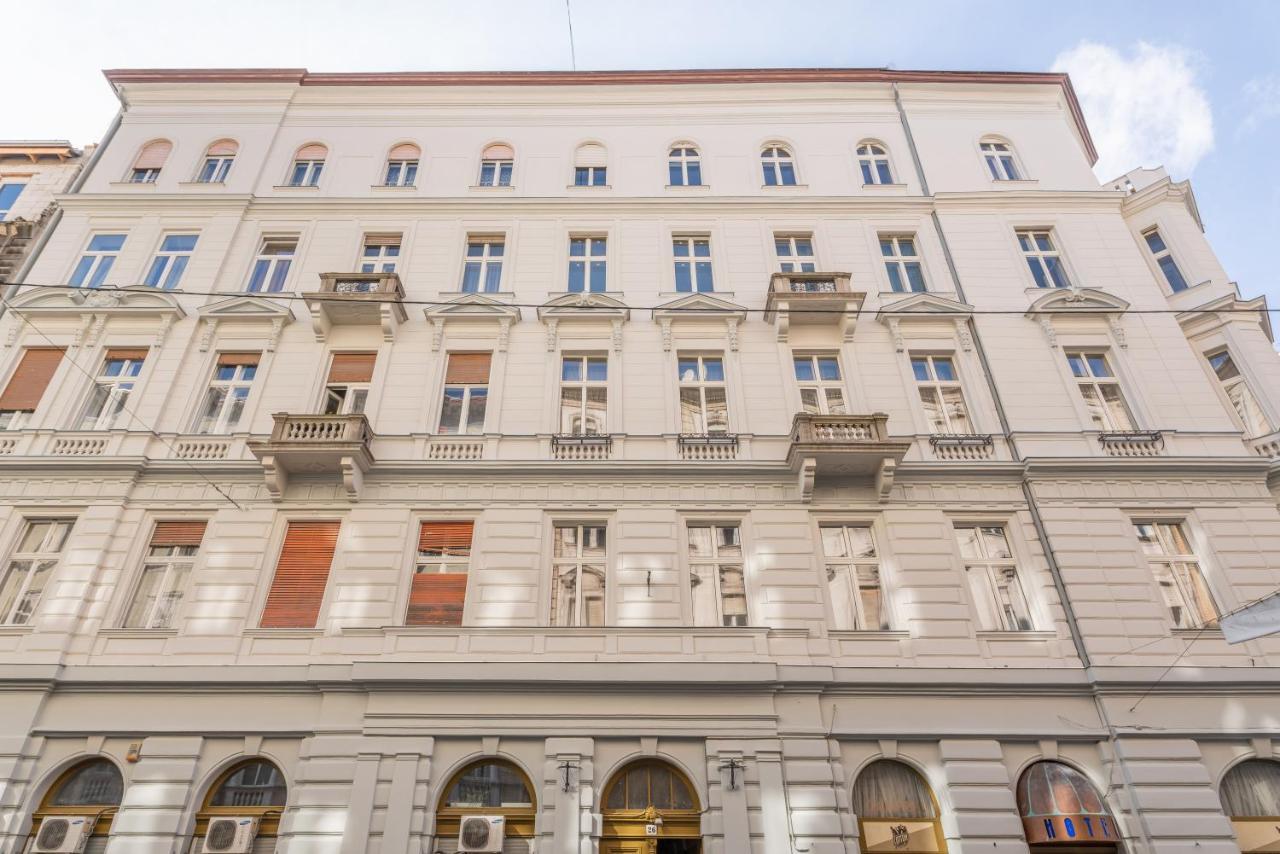 Milano Design Apartment City Center With Ac Budapest Luaran gambar