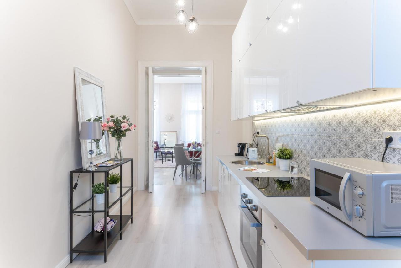 Milano Design Apartment City Center With Ac Budapest Luaran gambar