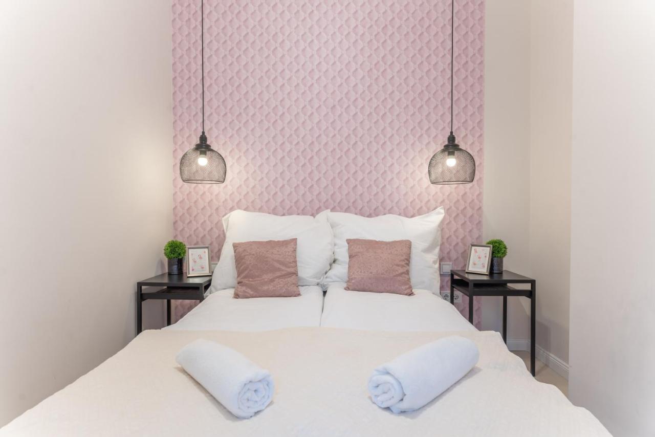 Milano Design Apartment City Center With Ac Budapest Luaran gambar