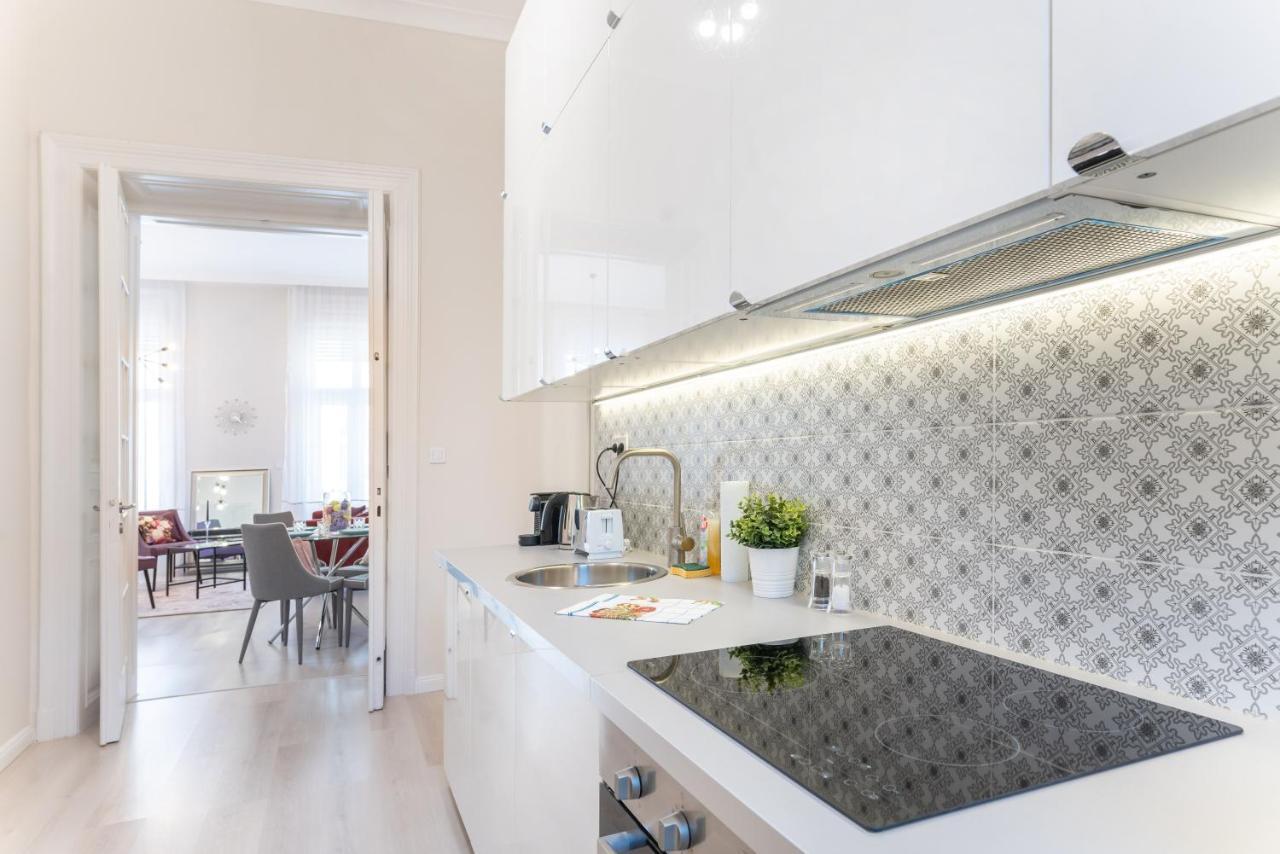 Milano Design Apartment City Center With Ac Budapest Luaran gambar